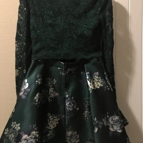Dresses | Emerald Green 2 Piece Dress | Poshmark